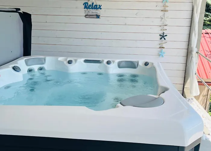 Balics Vendeghaz 빌라 페치